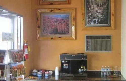 Color Country Motel image 21