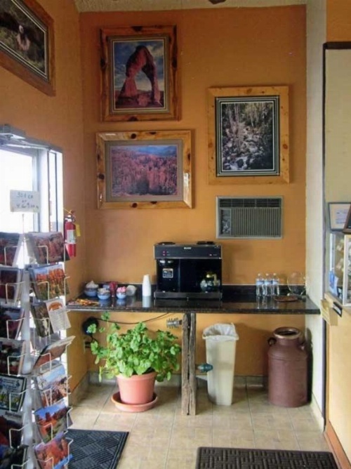 Color Country Motel image 25